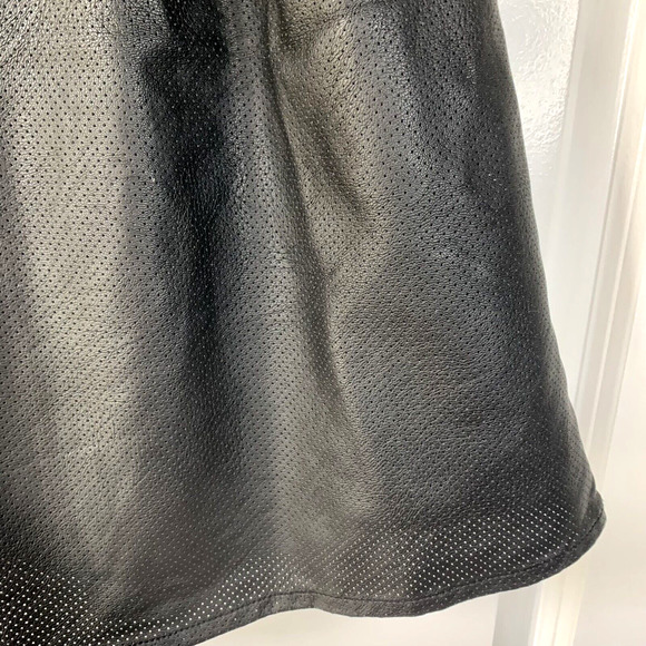 Womens Skirt Faux Leather Pleated Black Mini Medium Harve Benard Biker Baddie - Picture 5 of 7